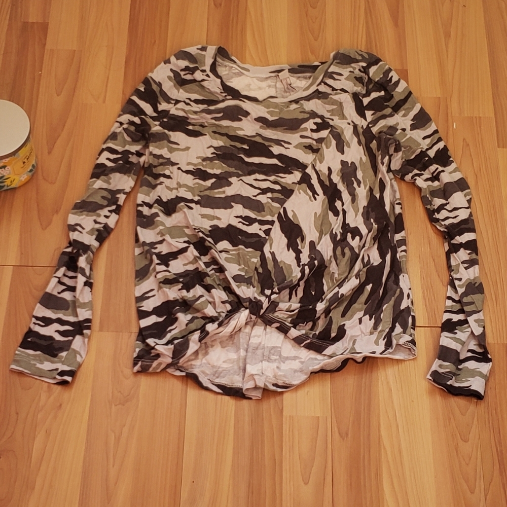 Z by Zella Camo workout top